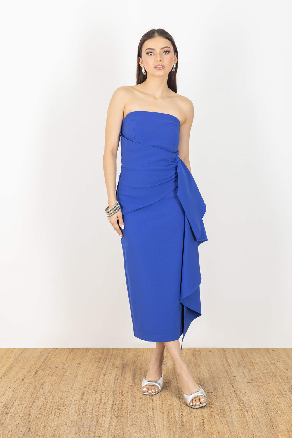 Ryleigh Strapless Midi Vestido