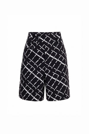 Antonia Asymmetric-Closure High-Waist Bermudas 731137