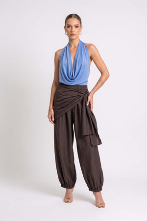 Sofía Halter Cowl-Neck Backless Blusa 753039 PER