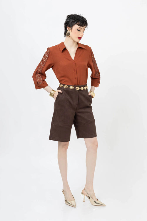 Sasha Button Lace Blusa