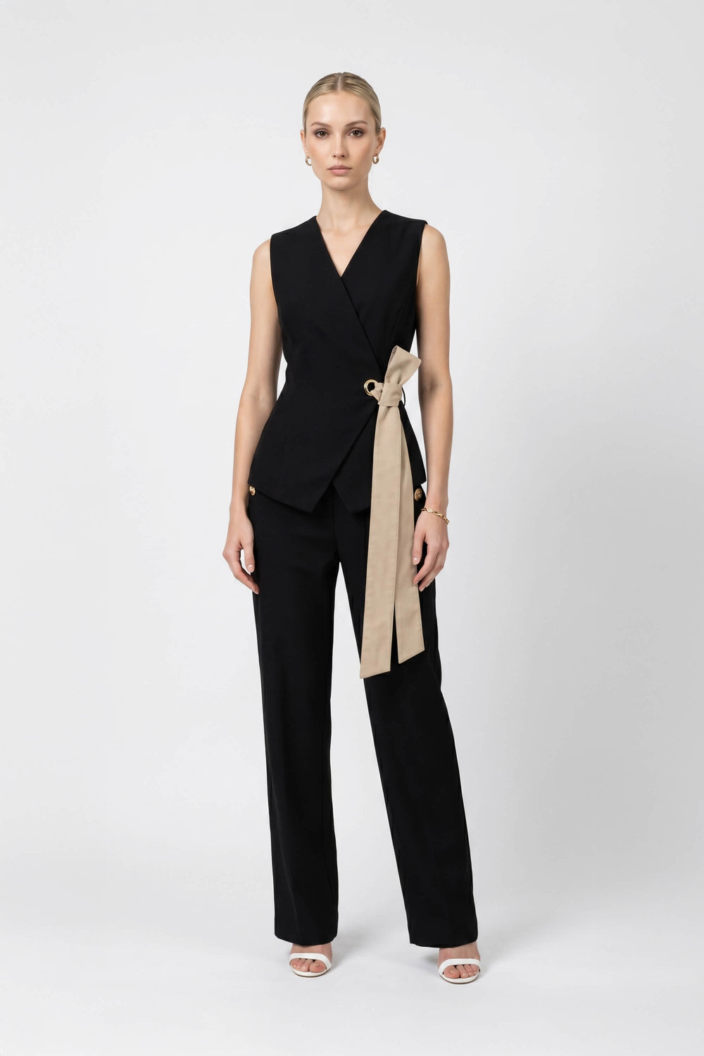 Alexa Flap - Detail Straight - Leg Pants - Reina Diaz