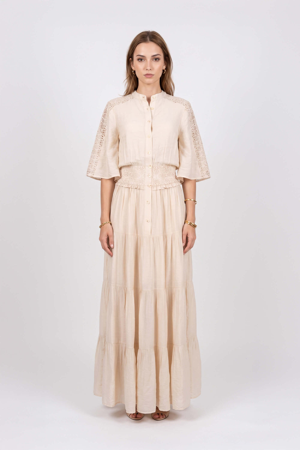 Alexa Lace Tiered Maxi Vestido 526283 PAJ - Reina Diaz