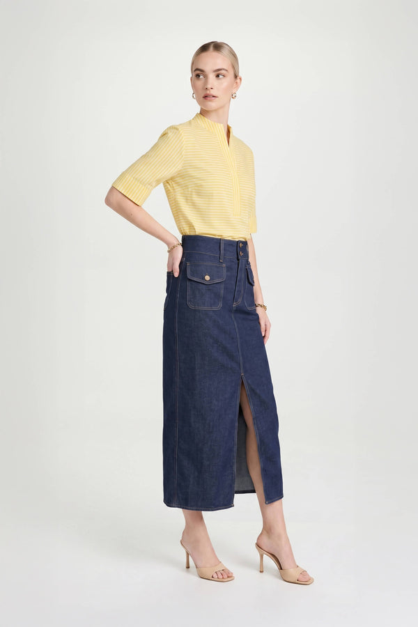 Alexa Mandarin-Collar Short-Sleeve Blusa - Reina Diaz