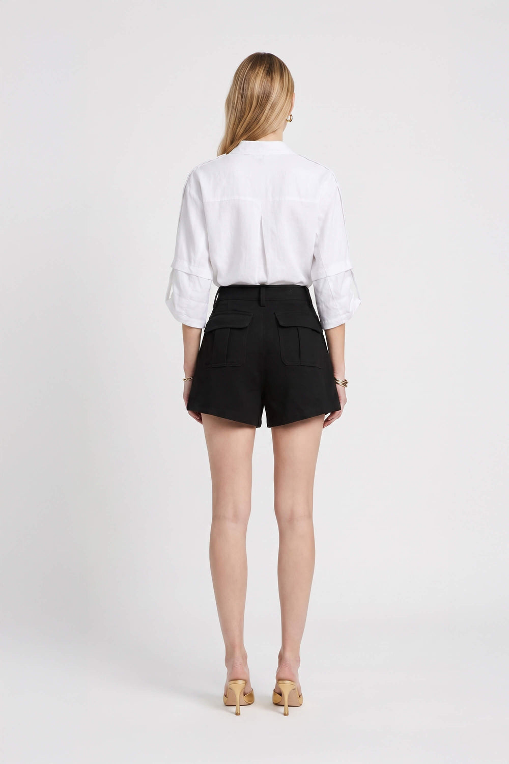 Amira Keyhole High-Neck Blusa 752964 HUE - Reina Diaz