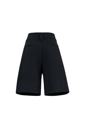 Antonia Asymmetric-Closure High-Waist Bermudas 731137NEG - Reina Diaz