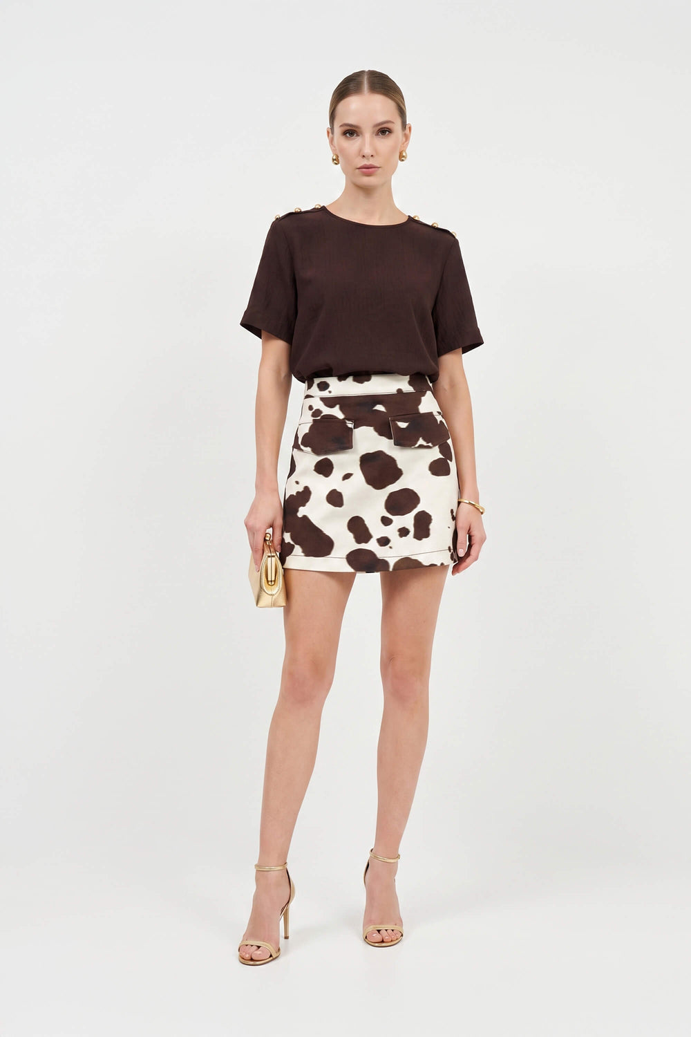 Bianca Shoulder-Button Short-Sleeve Blusa 554322 B - Reina Diaz