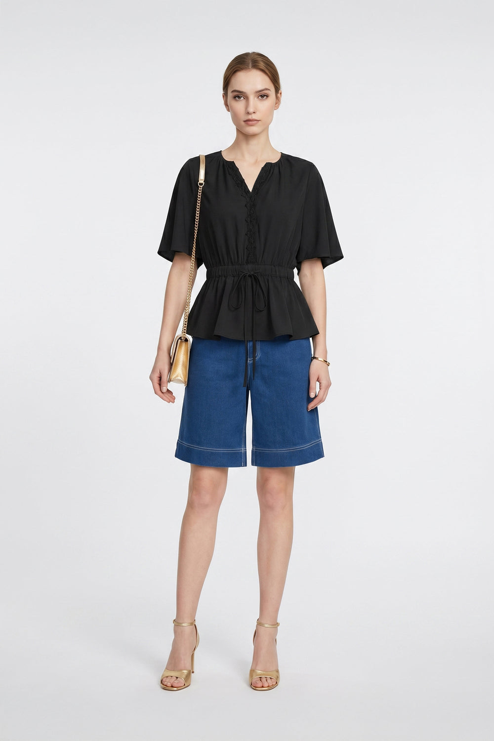 Capri Solid Seersucker Embroidered Shorts - Reina Diaz