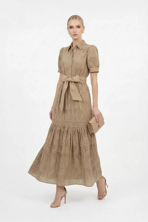 Luciana Eyelet Midi Vestido - Reina Diaz