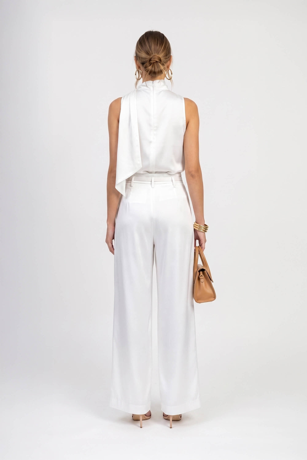 Martina Tie-Neck Sleeveless Blusa 554293 HUE - Reina Diaz