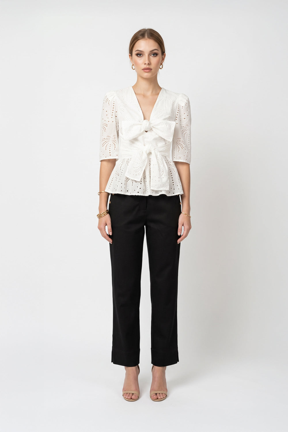 Mia Gold-Button Cropped Straight Pantalón 731177 NEG - Reina Diaz