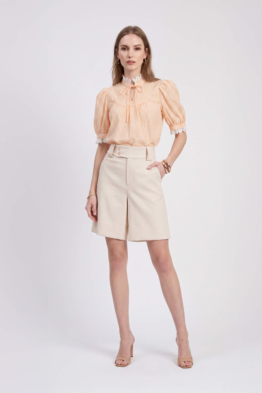 Mia High-Neck Lace Striped Blusa 752952 NAR - Reina Diaz