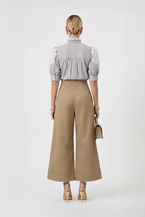 Miranda Square-Neck Button-Front Utility Blusa 752946 - Reina Diaz