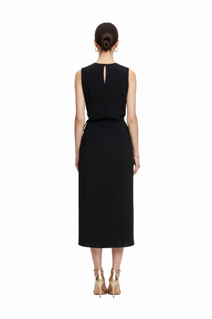 Saige V - Neck Vestido - Reina Diaz