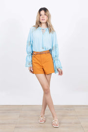 Short - 730965 - CAR - Reina Diaz