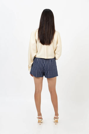 Short - 731068 - MAR - Reina Diaz