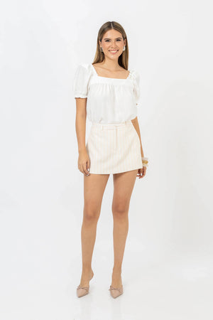 Short - 731068 - NAT - Reina Diaz