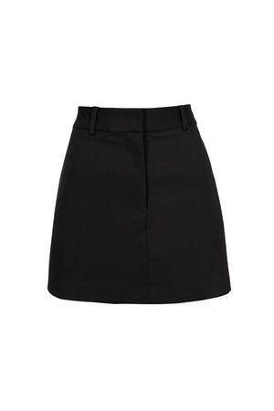 Short - 731068 - NEG - Reina Diaz