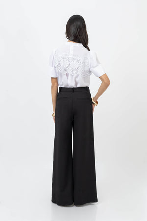 Victoria Guipure-Detail Smocked-Neck Blusa 554218 - Reina Diaz