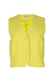 Outfit Chaleco 501405 LIM - Bermuda 531860 LIM - Reina Diaz