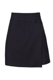 Short - 730878 - NEG - Reina Diaz